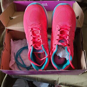 Skechers memory foam women's sneakers, size 6.5